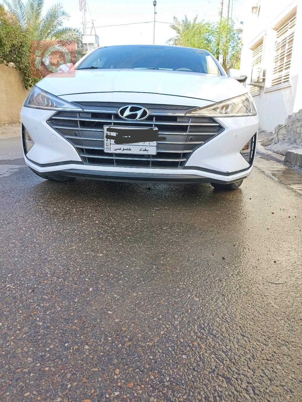هیوندای ئەلەنترا